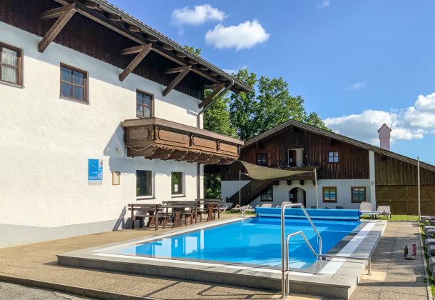 Bayerischer Wald Ferienwohnung mit Schwimmbad