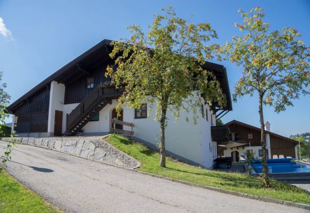 Blick von der Nordseite auf das Haus