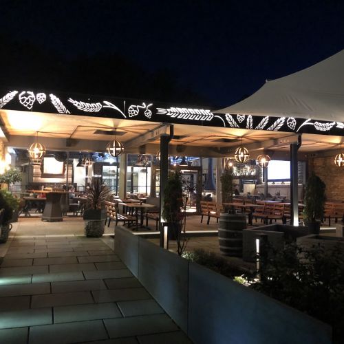 Birreria / Apostelbr&auml;u Holzofenpizza und Craftbeer