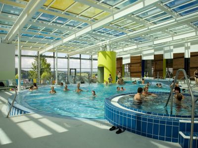 Karoli Badepark - ein beliebtes Ziel für Touristen