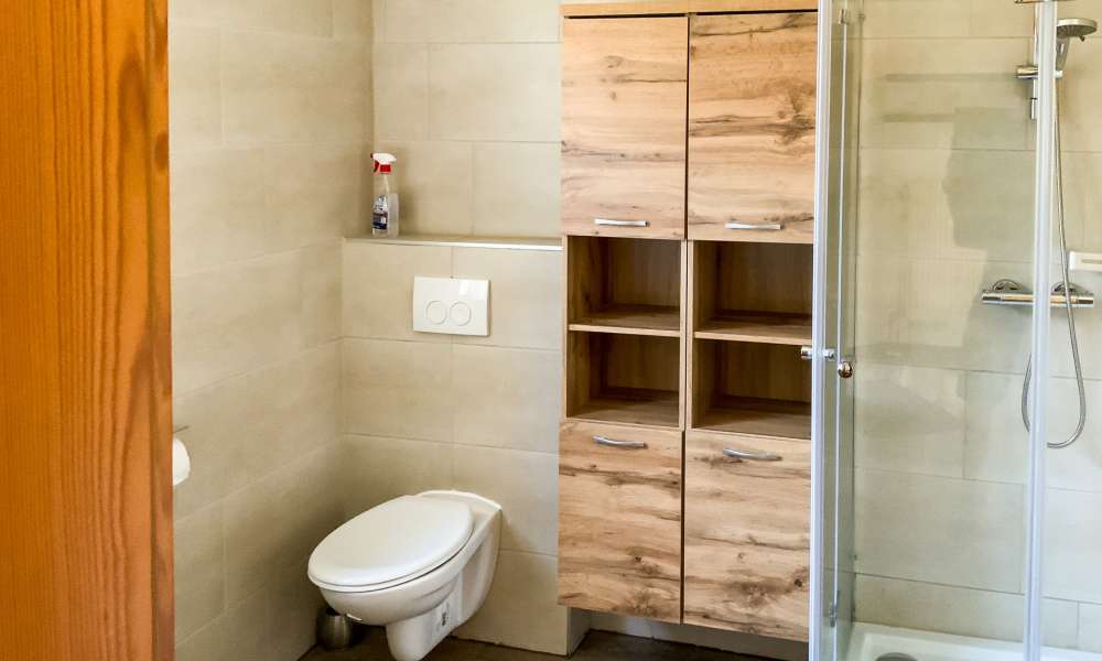 Renoviertes Badezimmer der Ferienwohnung in Hauzenberg
